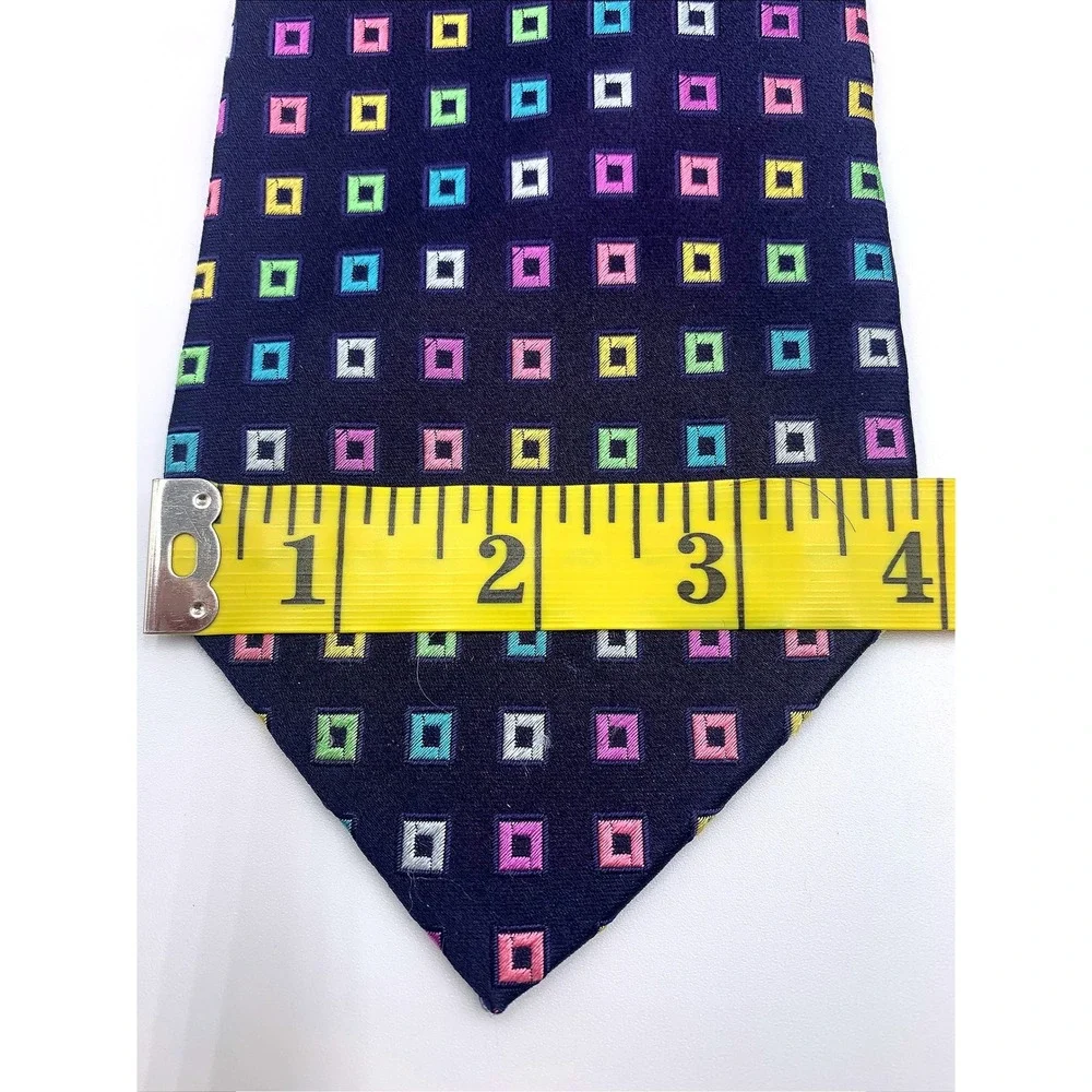 Charles Tyrwhitt‎ Navy Silk Tie Geometric Square Pattern Made in Italy Mens